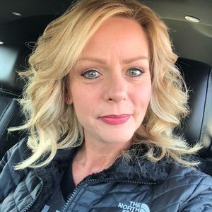 Meet your Posher, Pam